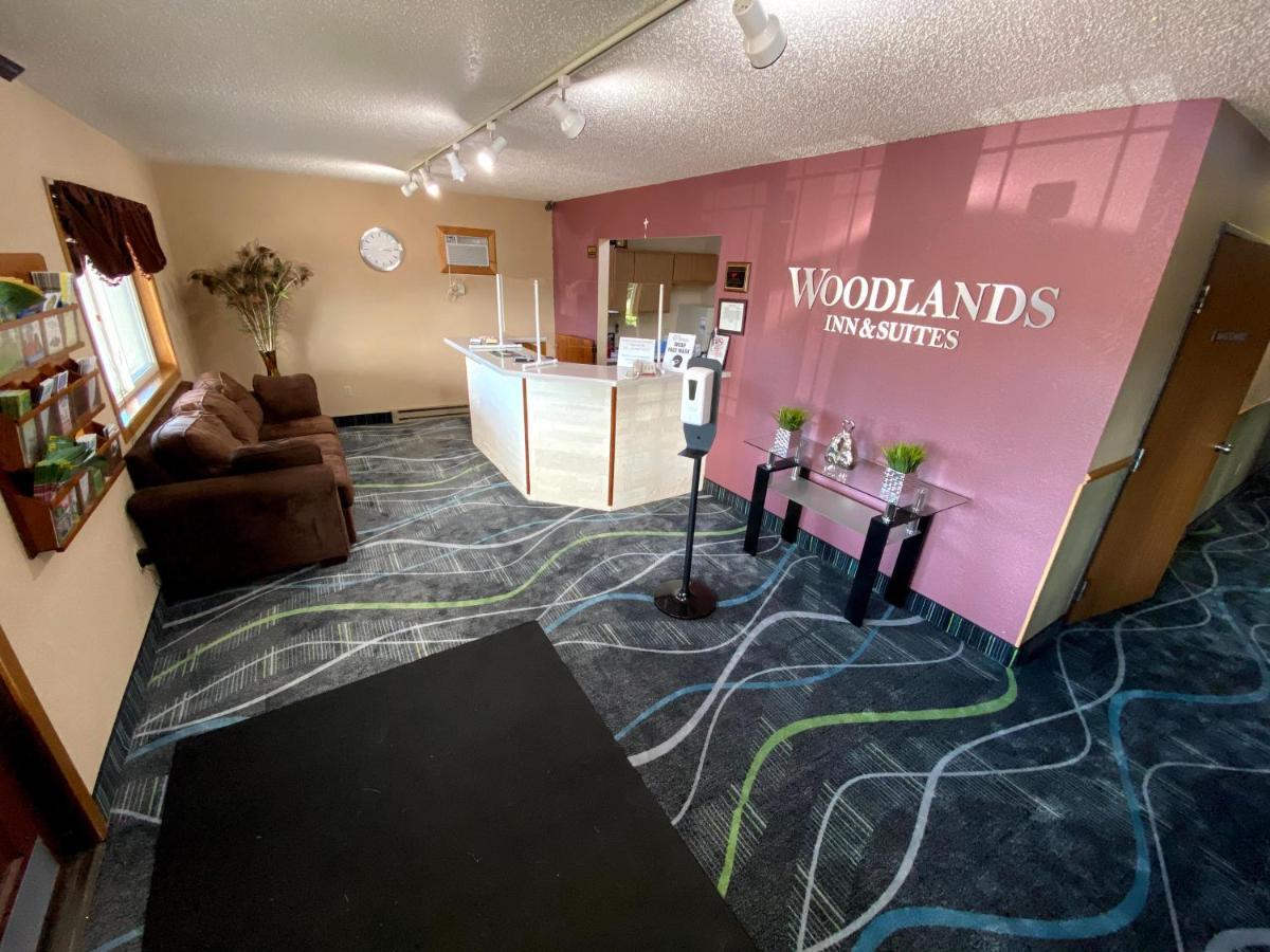 Woodland Inn & Suites Medford Bagian luar foto